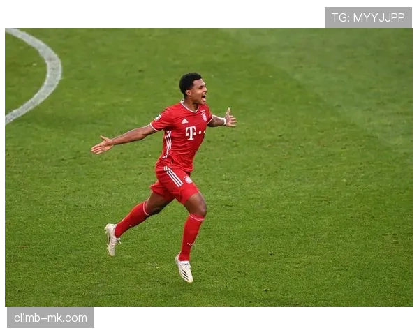 格纳布里闪耀赛场,速度与爆发力助力球队获胜 格纳布里闪耀赛场,速度与爆发力助力球队获胜